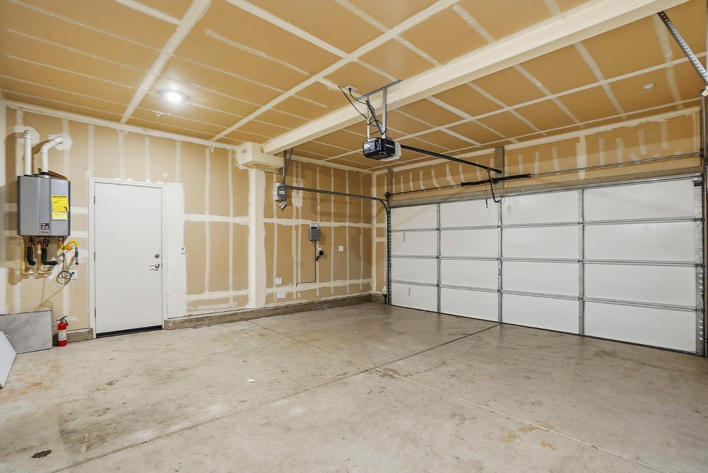 Property photo 43