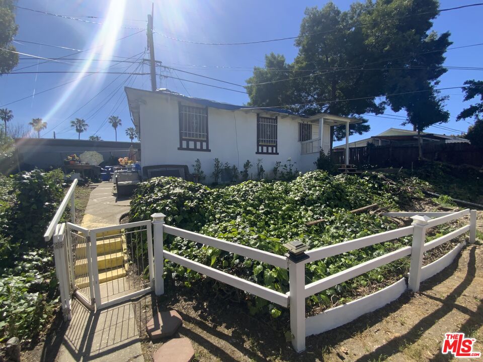 Property photo 28