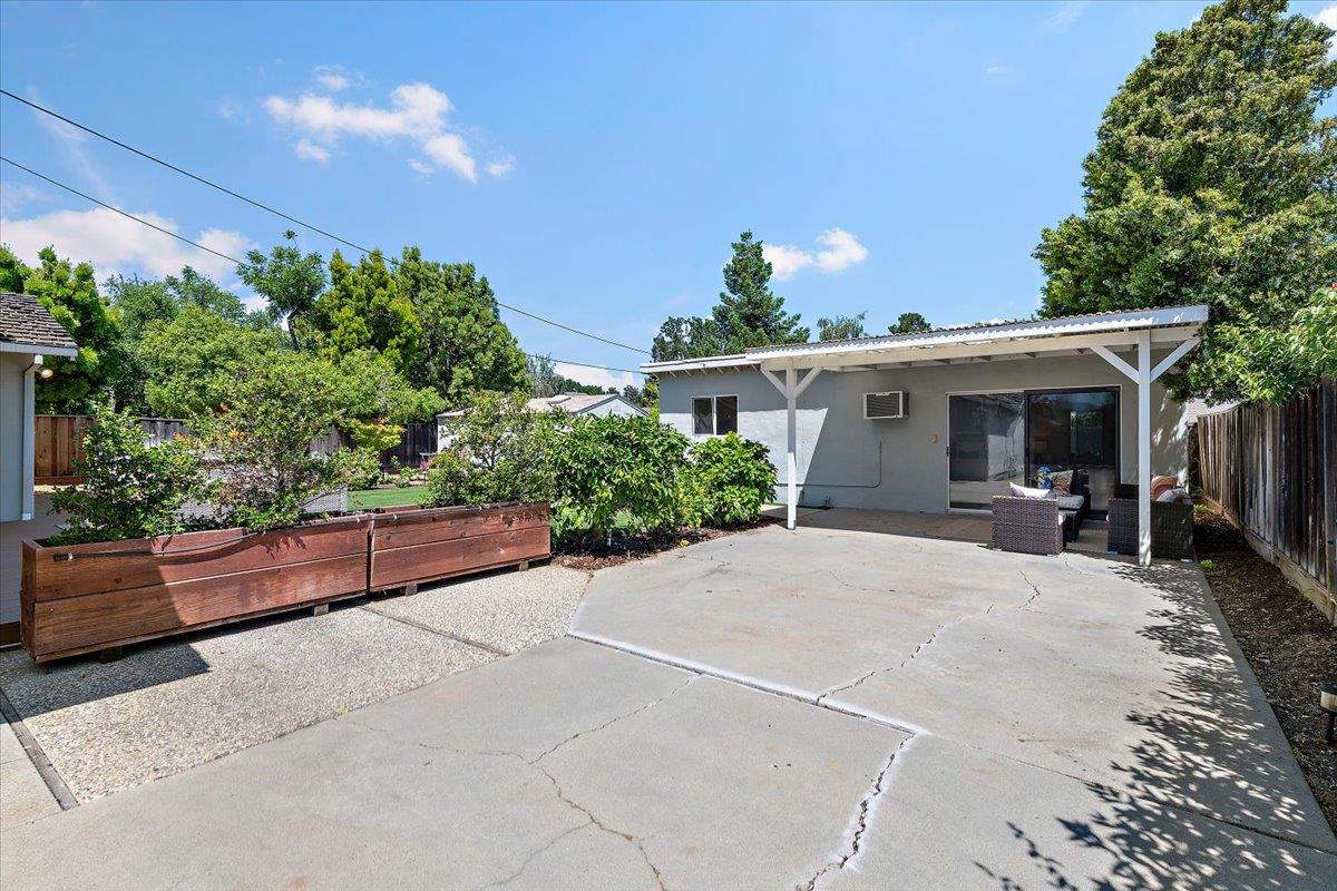 Property photo 42