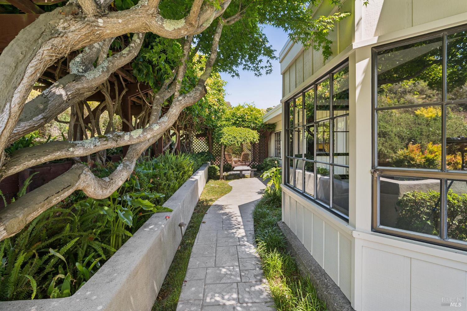 Property photo 48