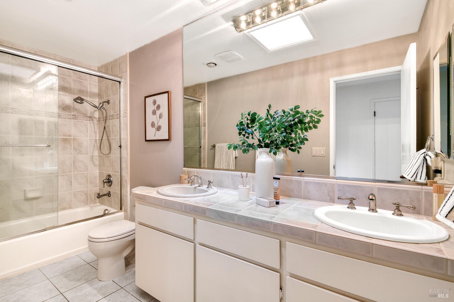 Property photo 24