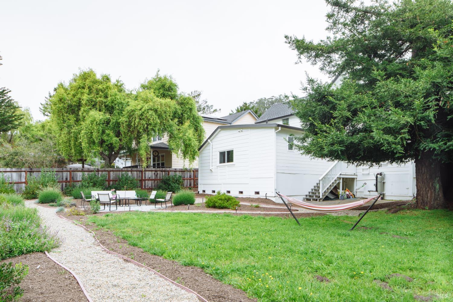 Property photo 37