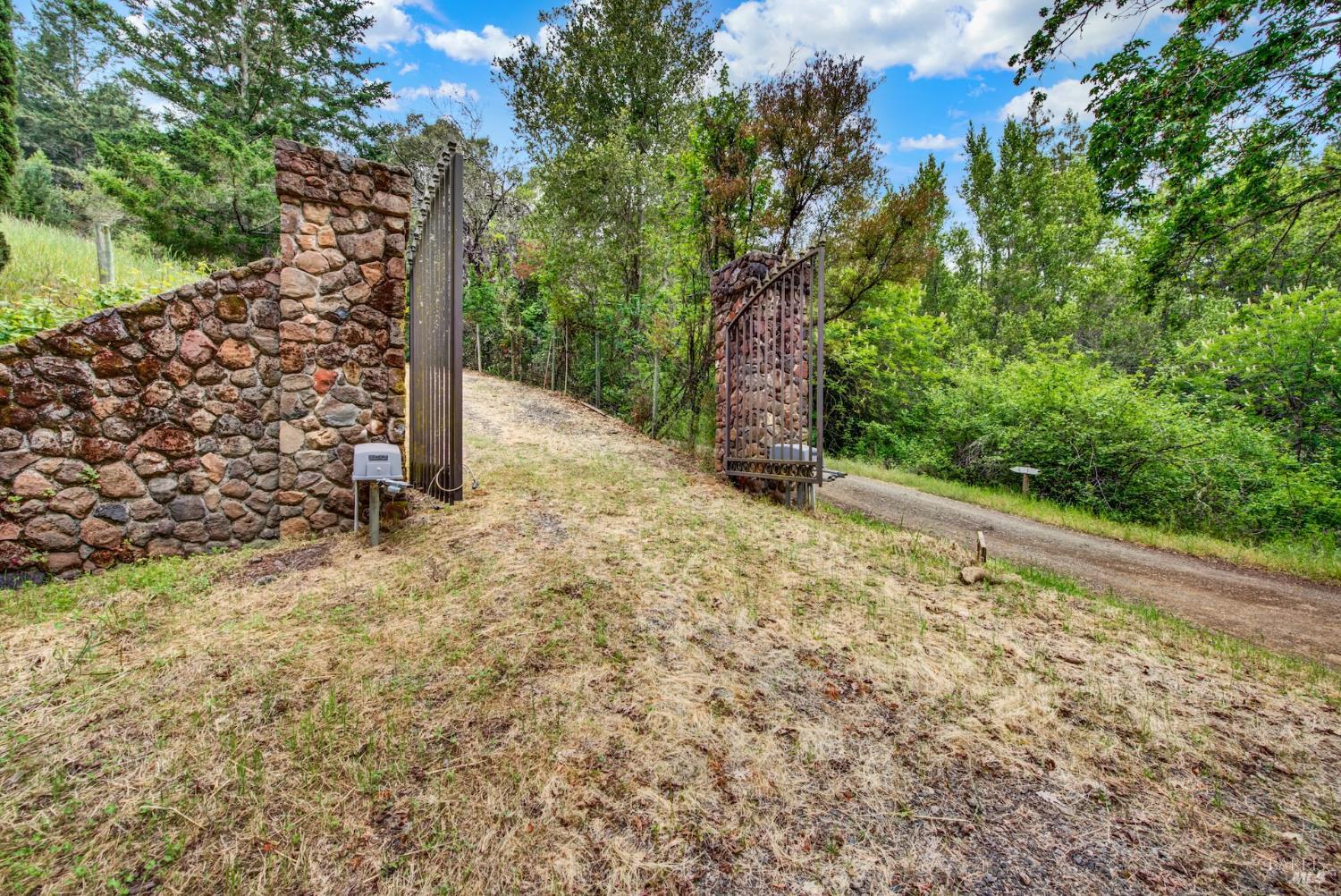 Property photo 34