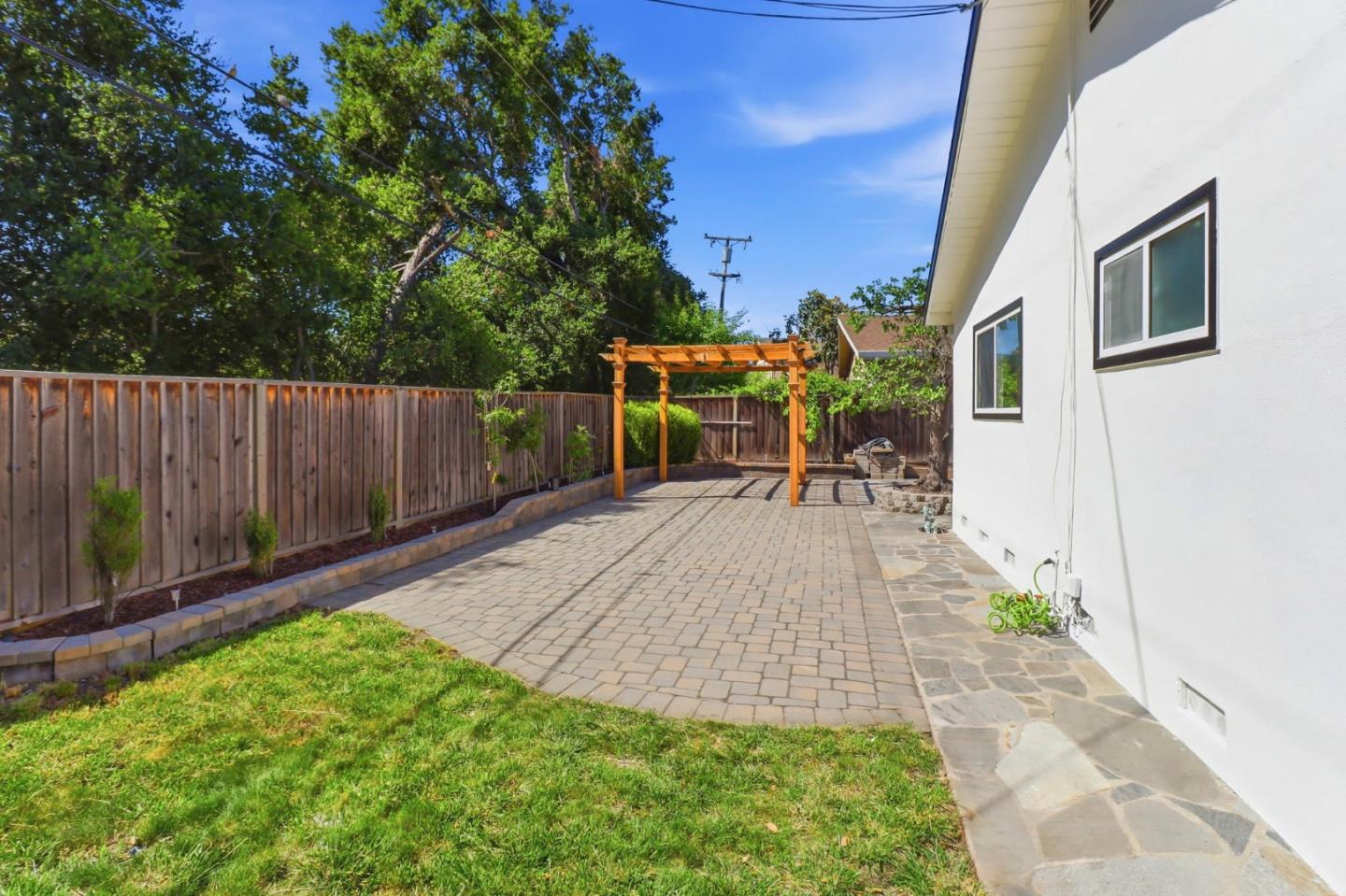 Property photo 33