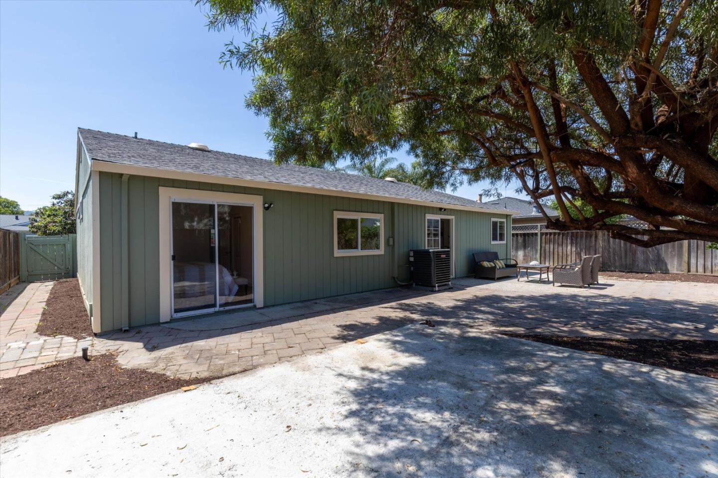 Property photo 31