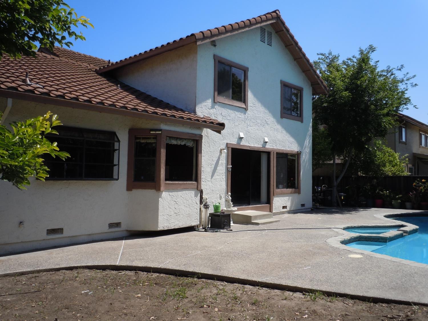 Property photo 33