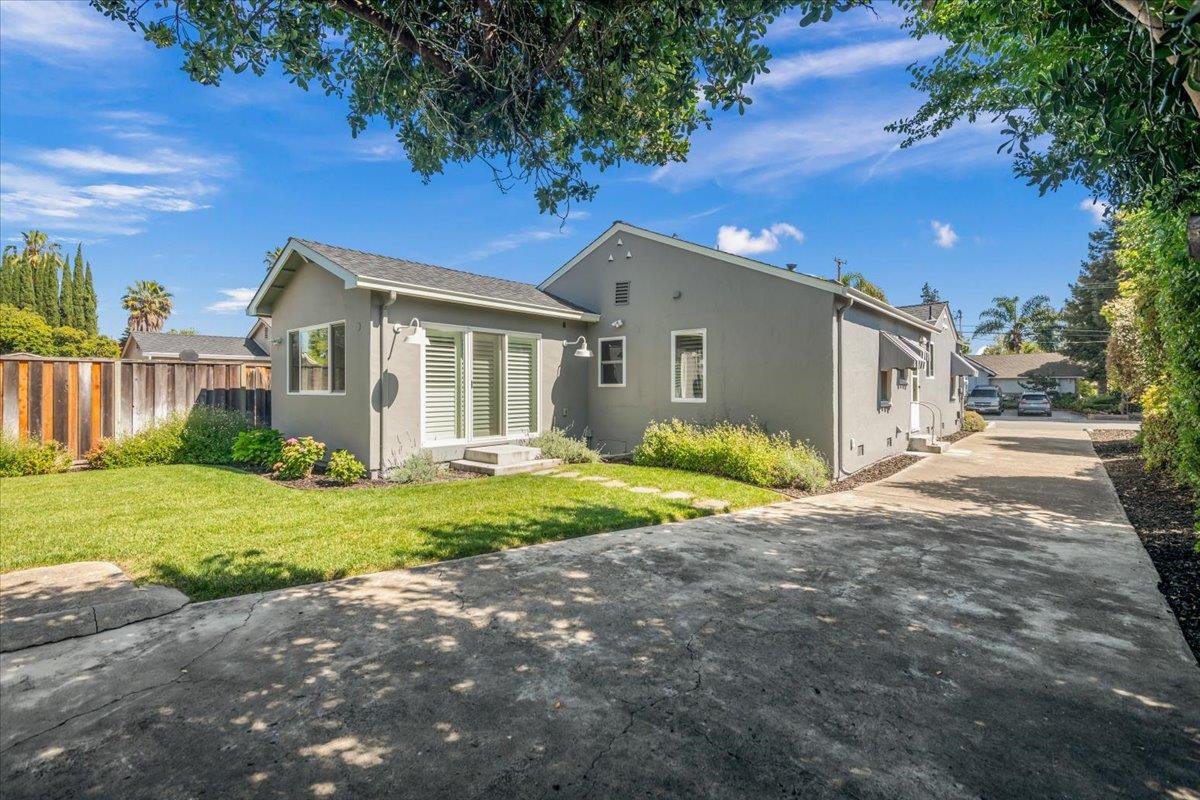 Property photo 34