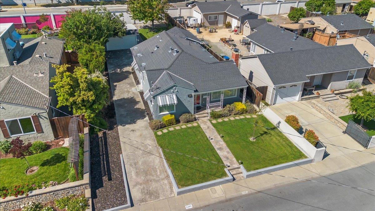 Property photo 42