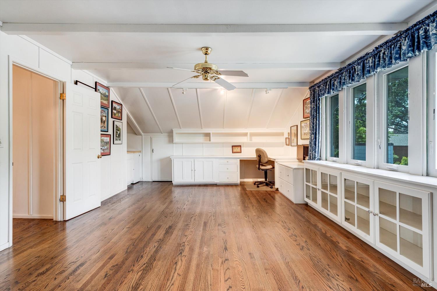 Property photo 33