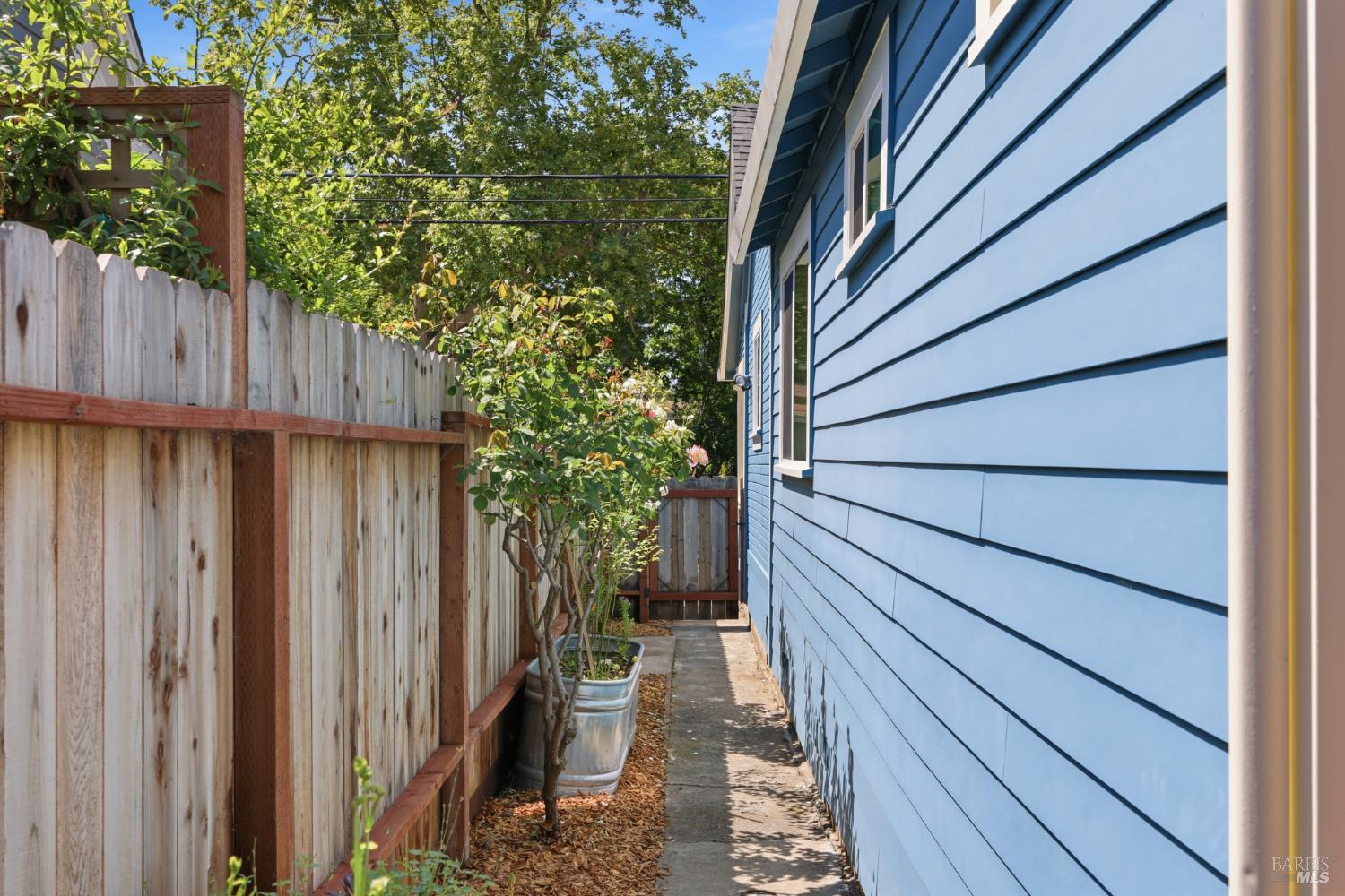 Property photo 16