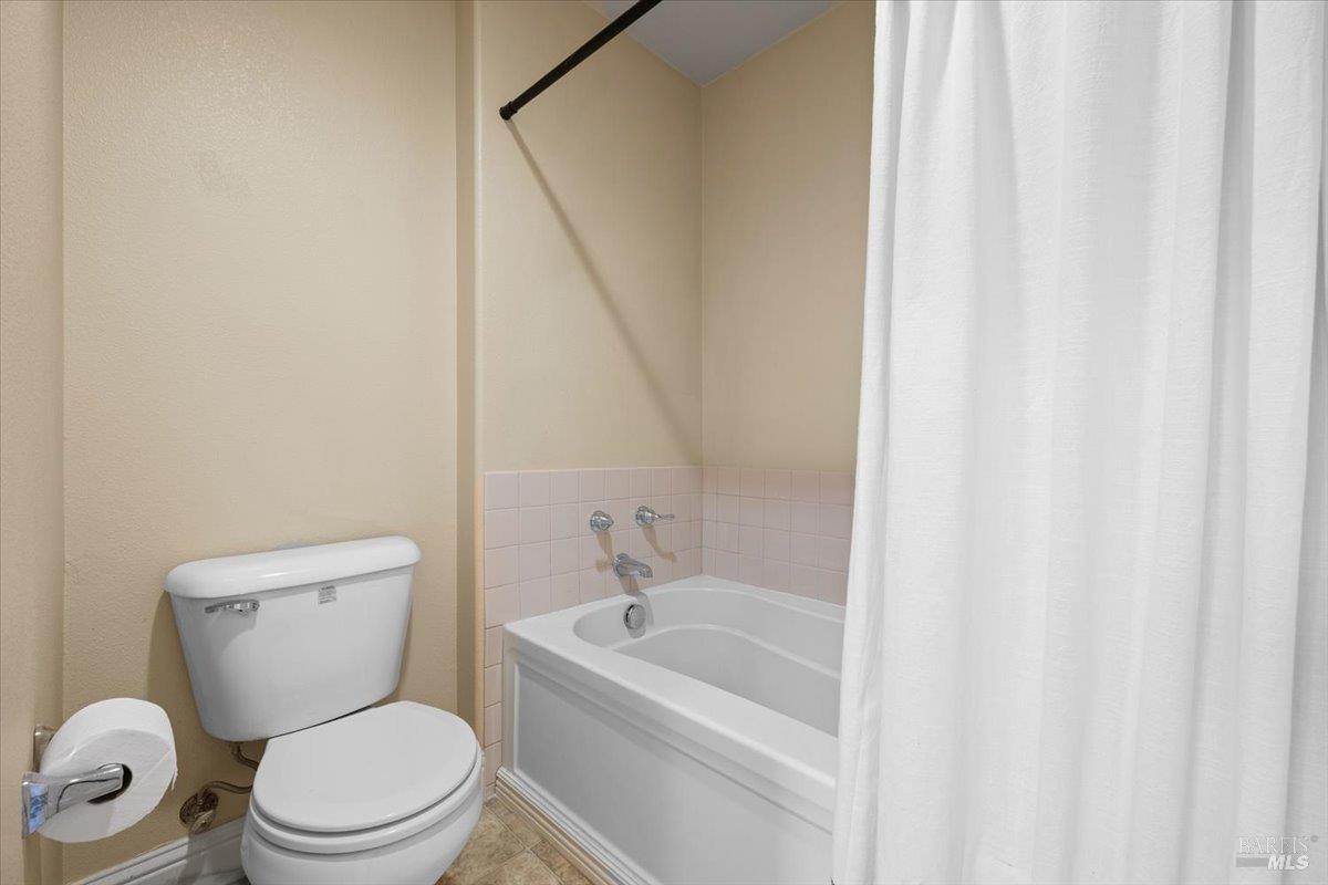 Property photo 37