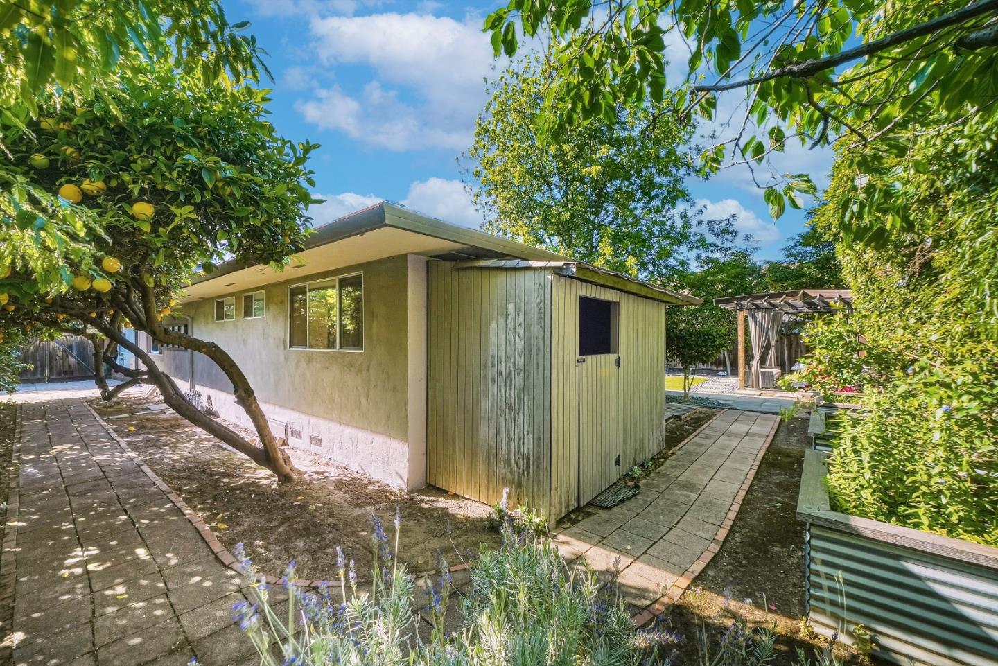 Property photo 43