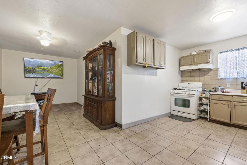 Property photo 37