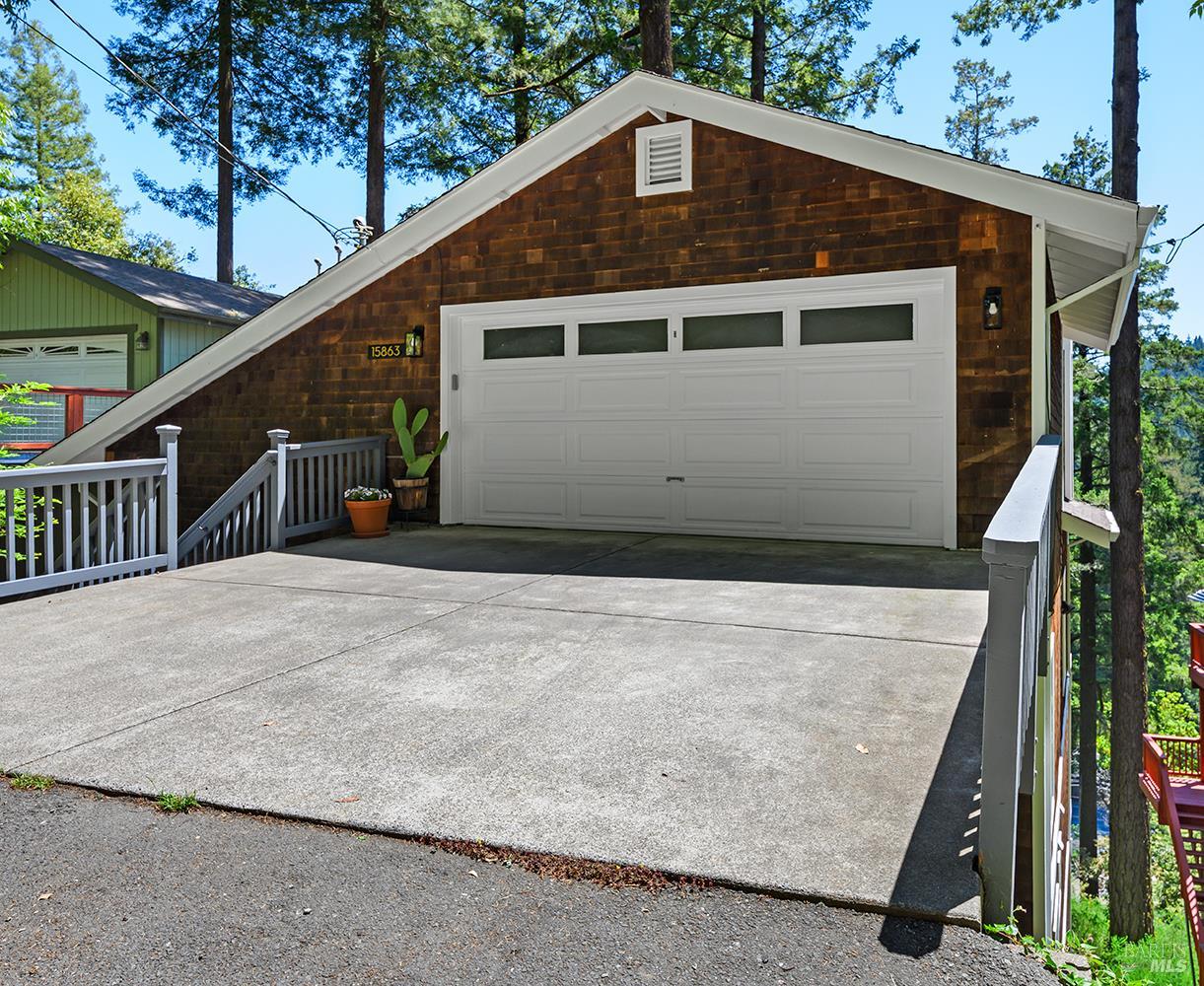 Property photo 35