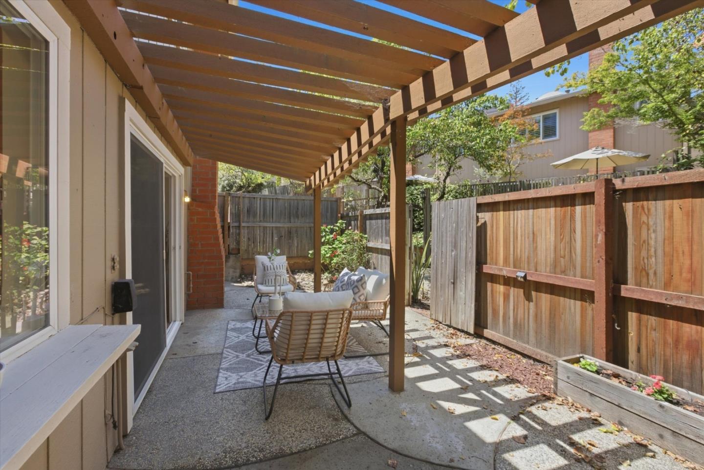 Property photo 44