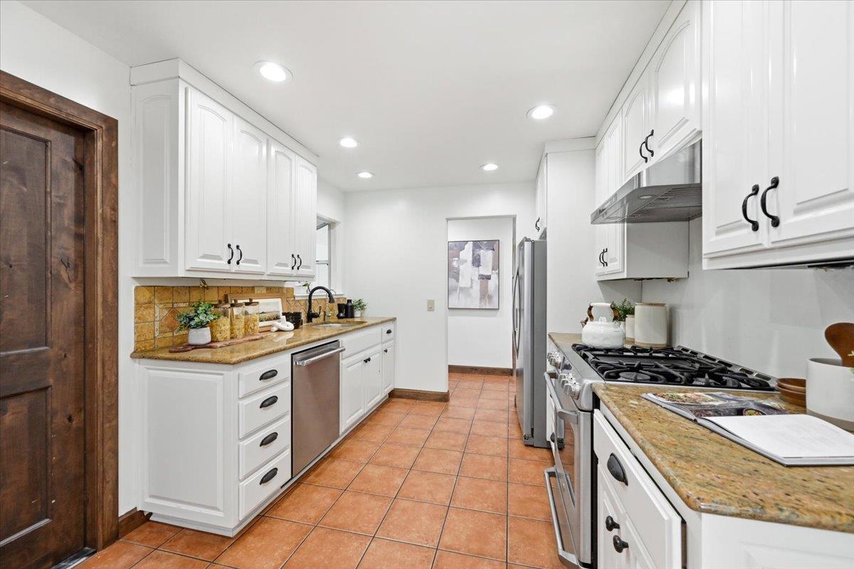 Property photo 29