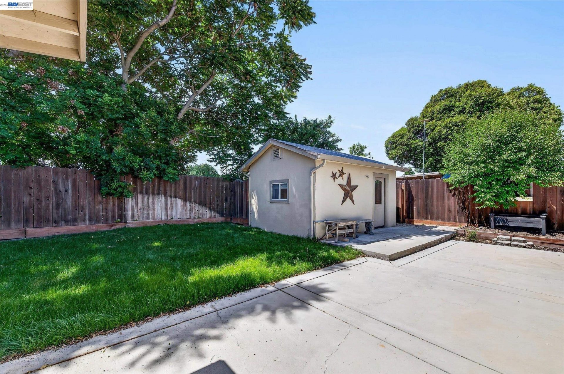 Property photo 40