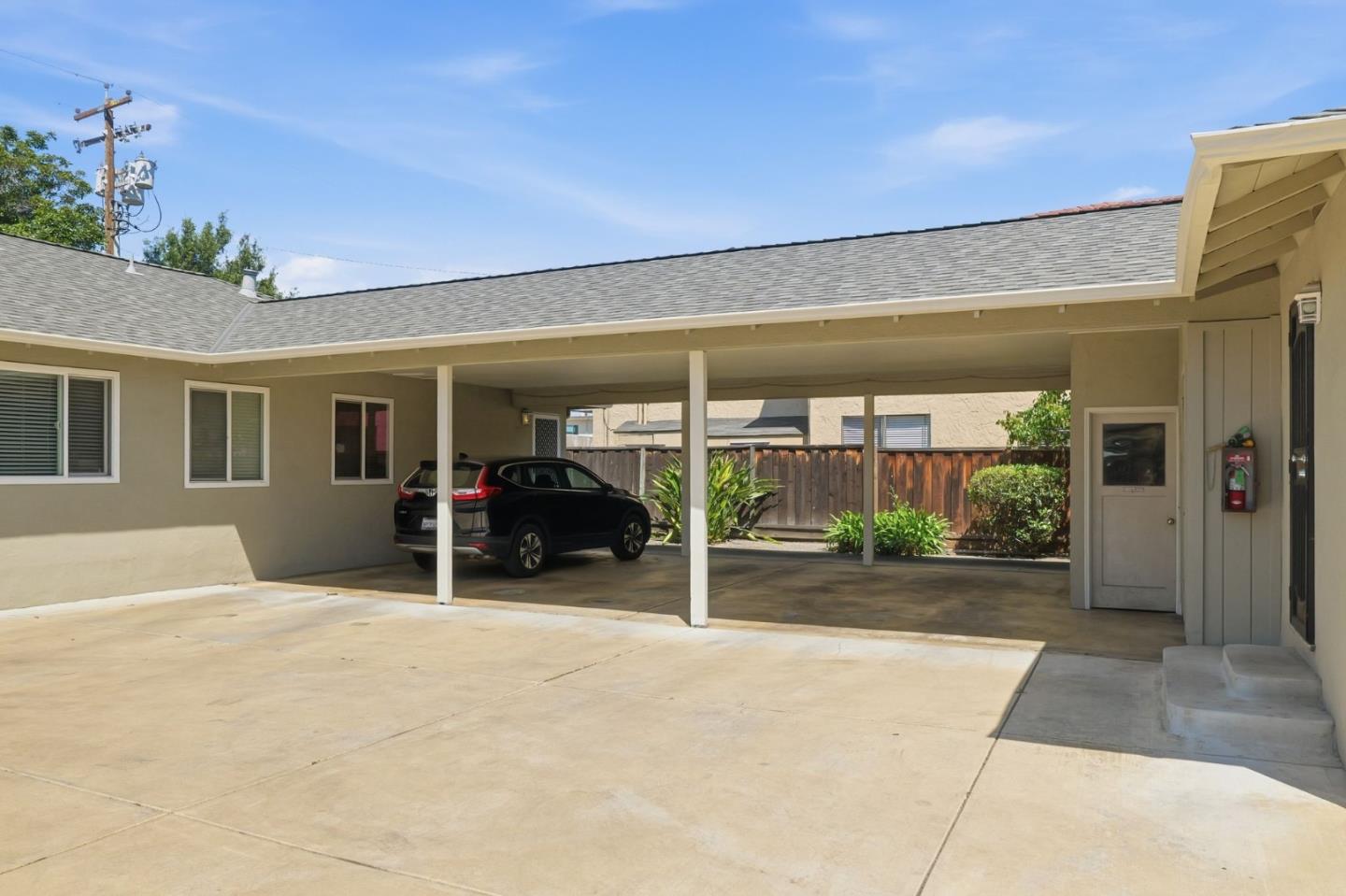 Property photo 16