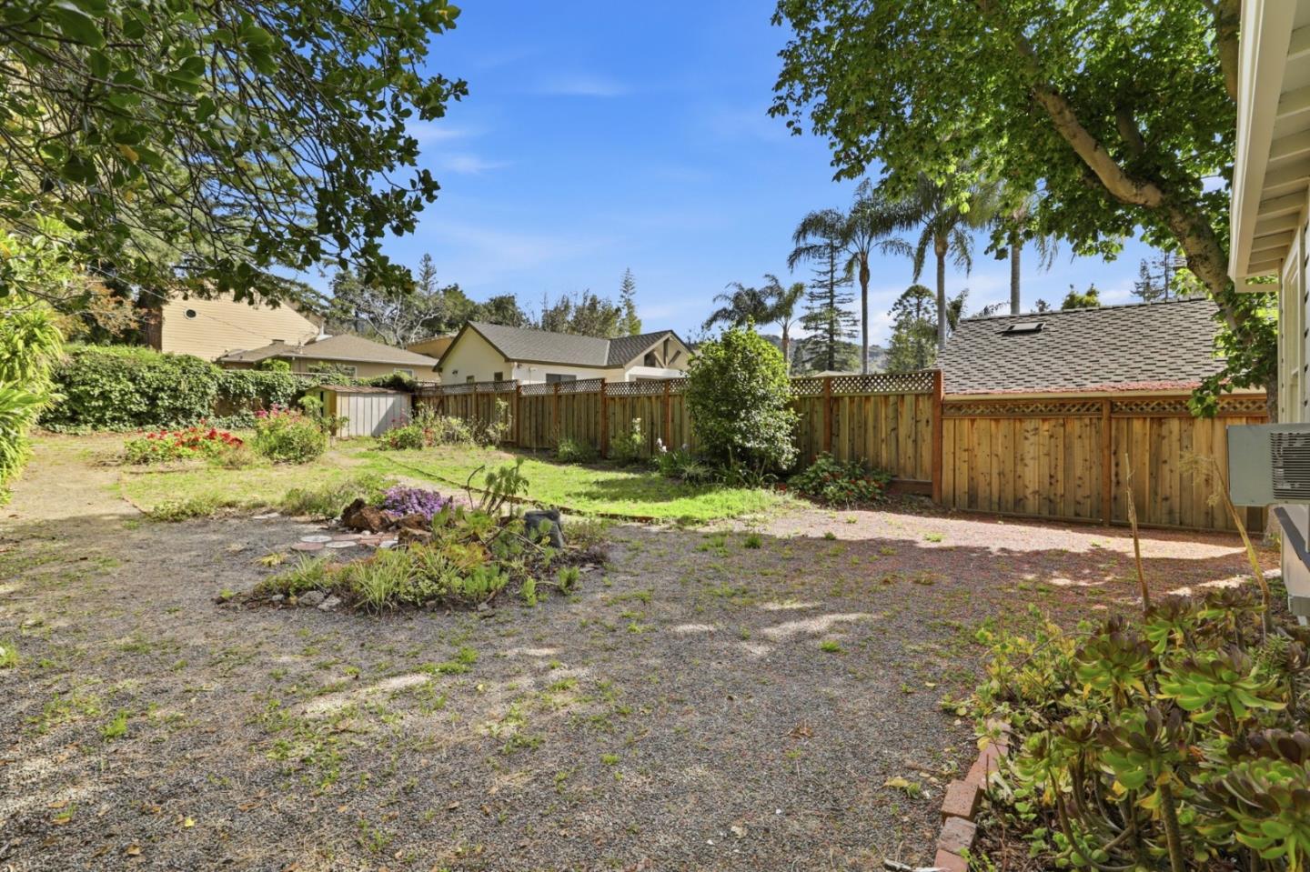 Property photo 37