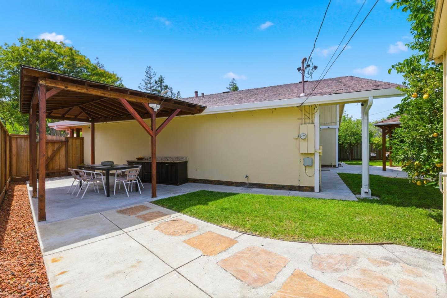 Property photo 30