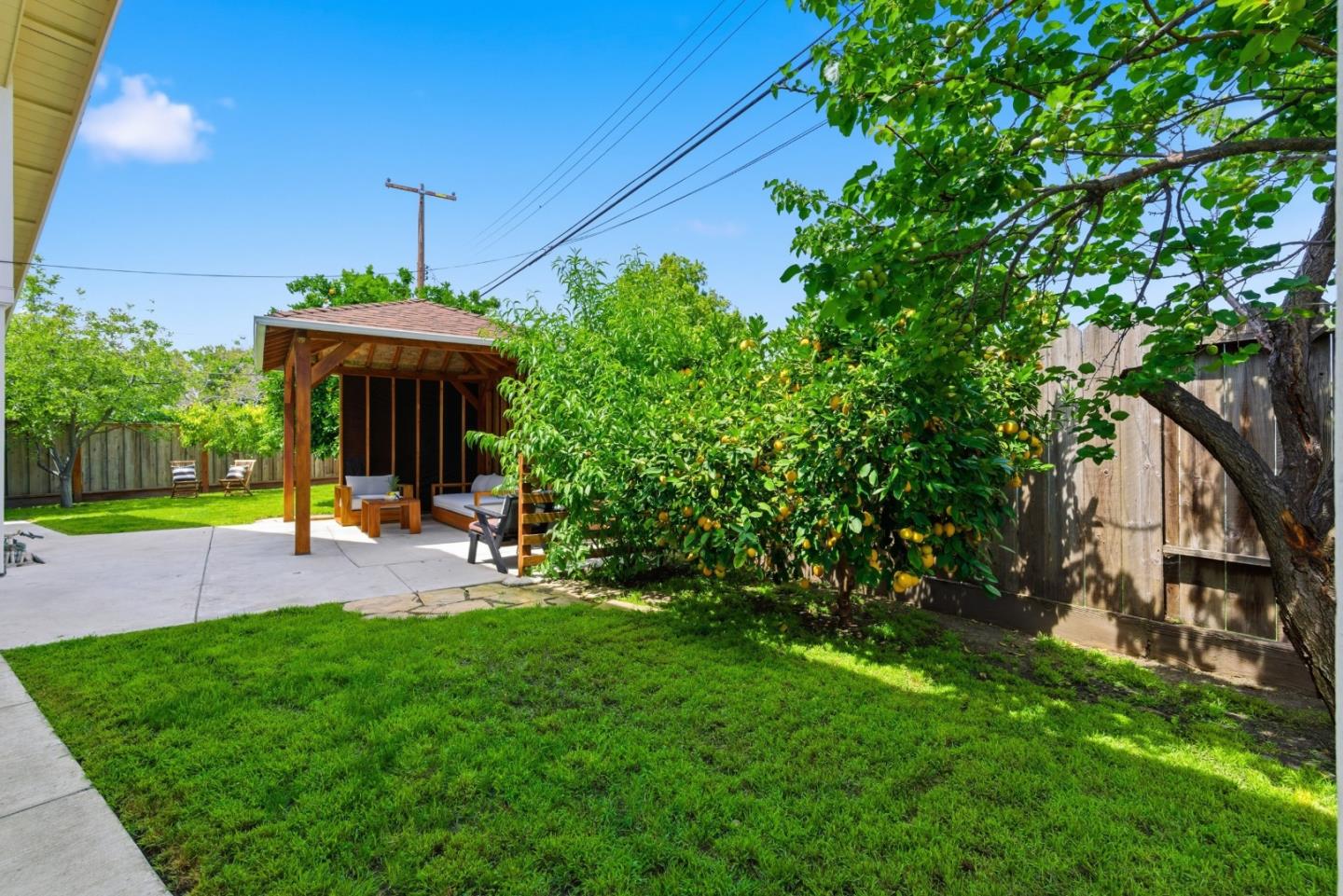Property photo 31