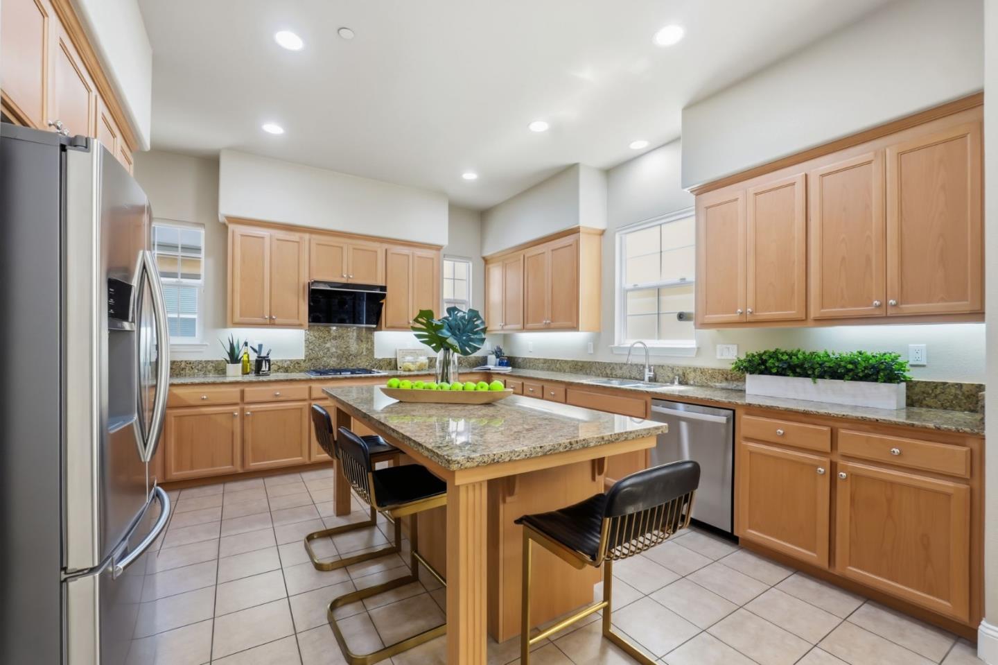 Property photo 25