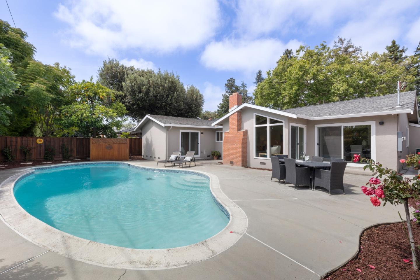 Property photo 28