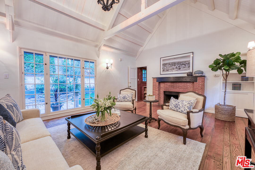 Property photo 28