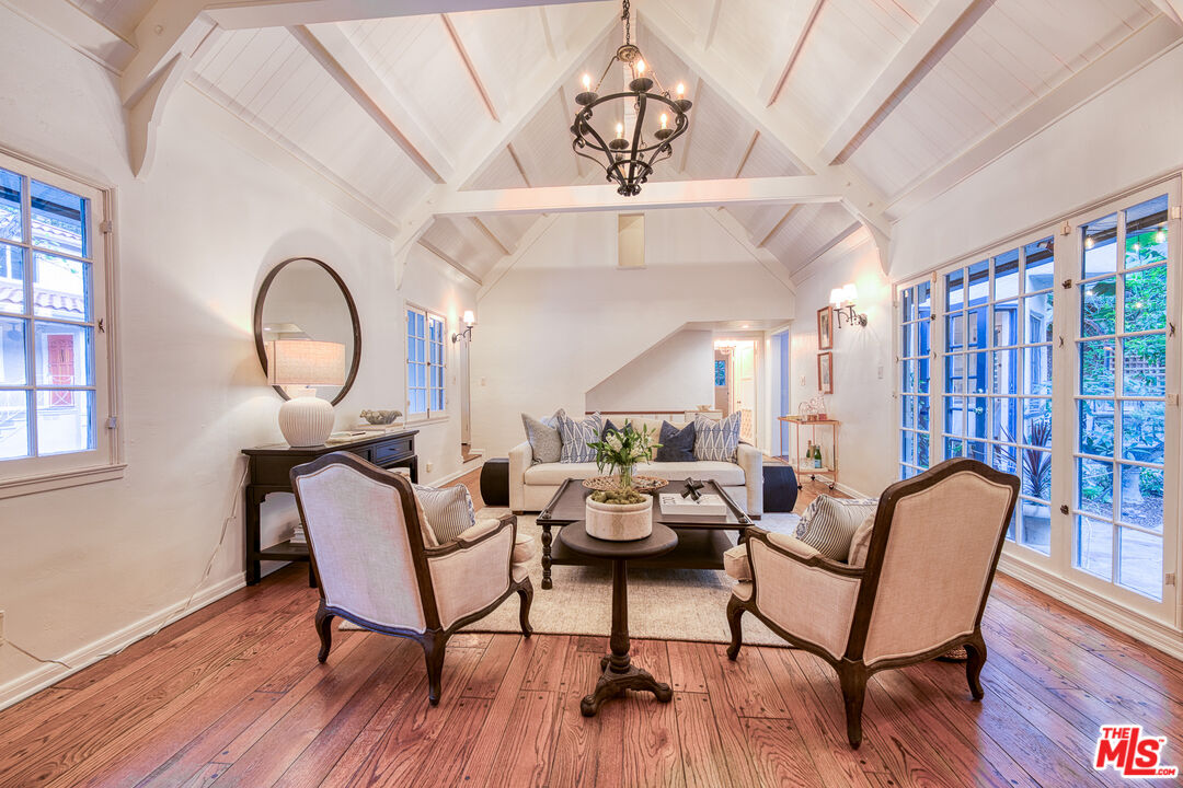 Property photo 31