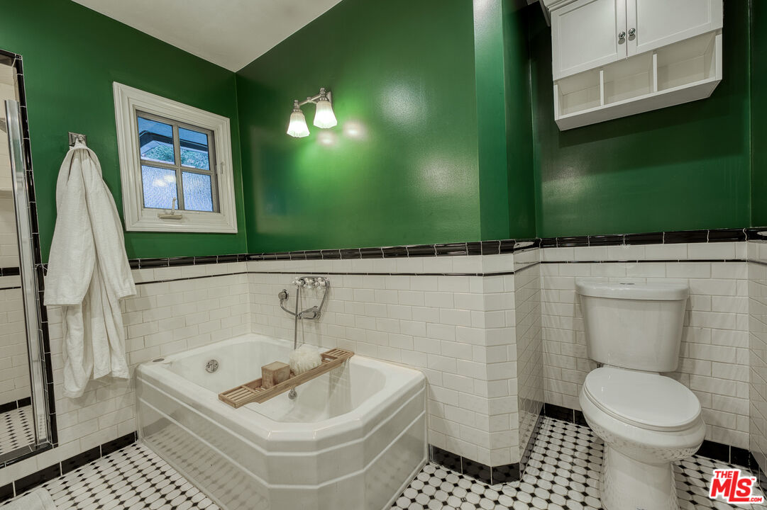 Property photo 43