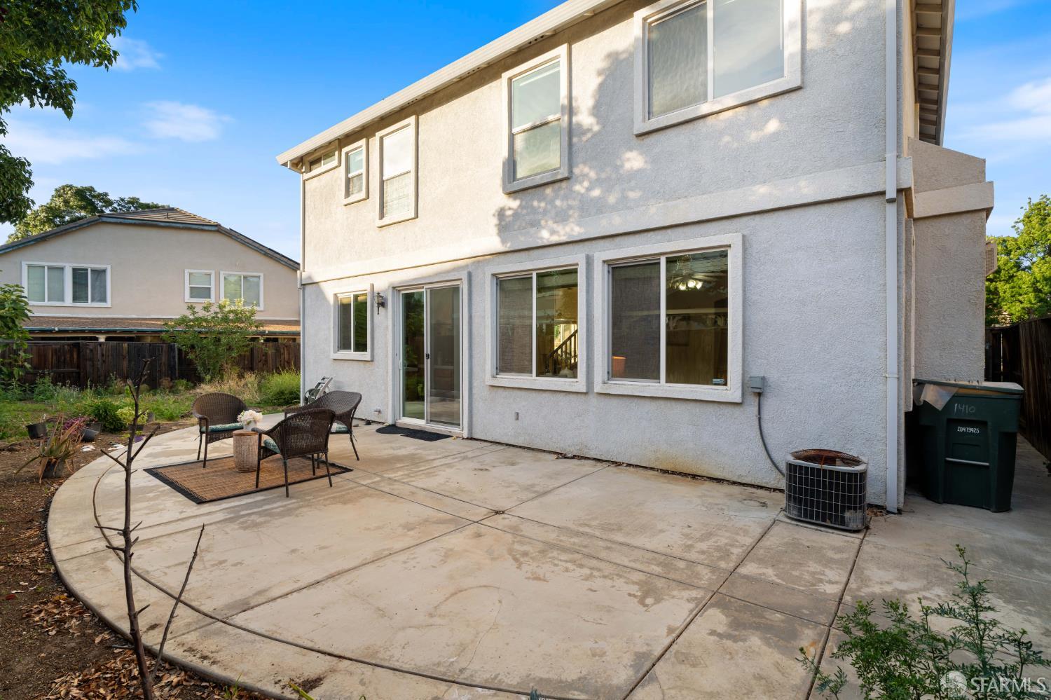 Property photo 38