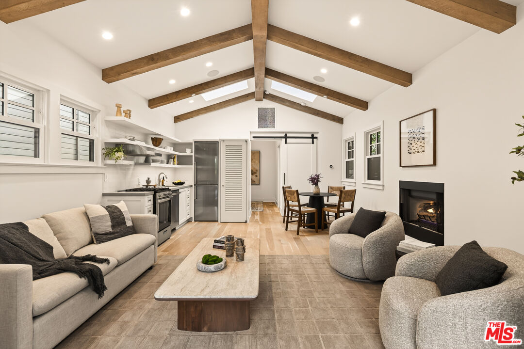 Property photo 44