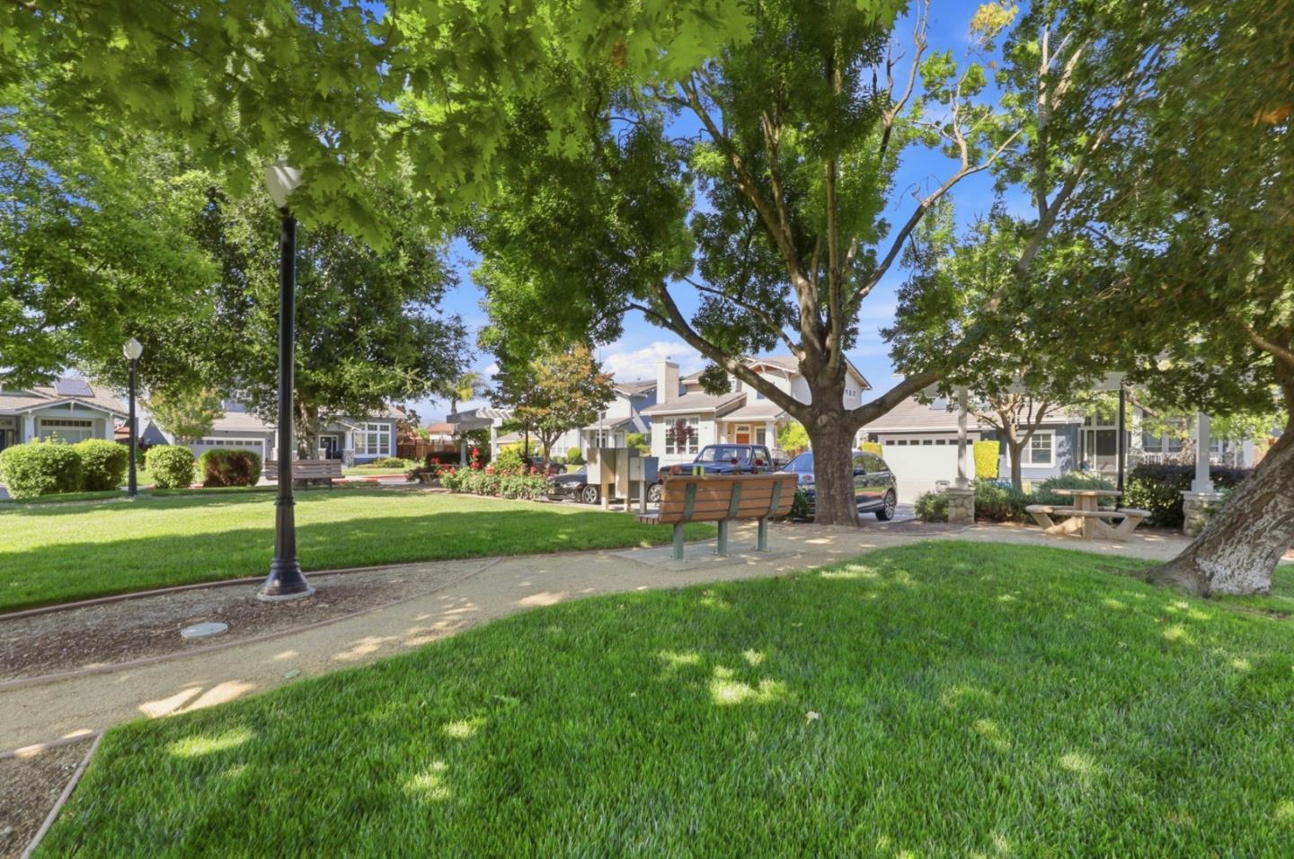 Property photo 46