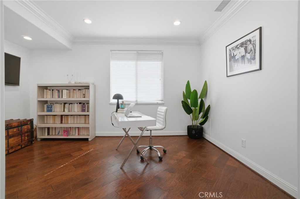 Property photo 44