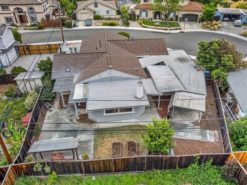 Property photo 38