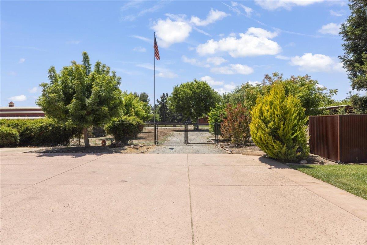 Property photo 48