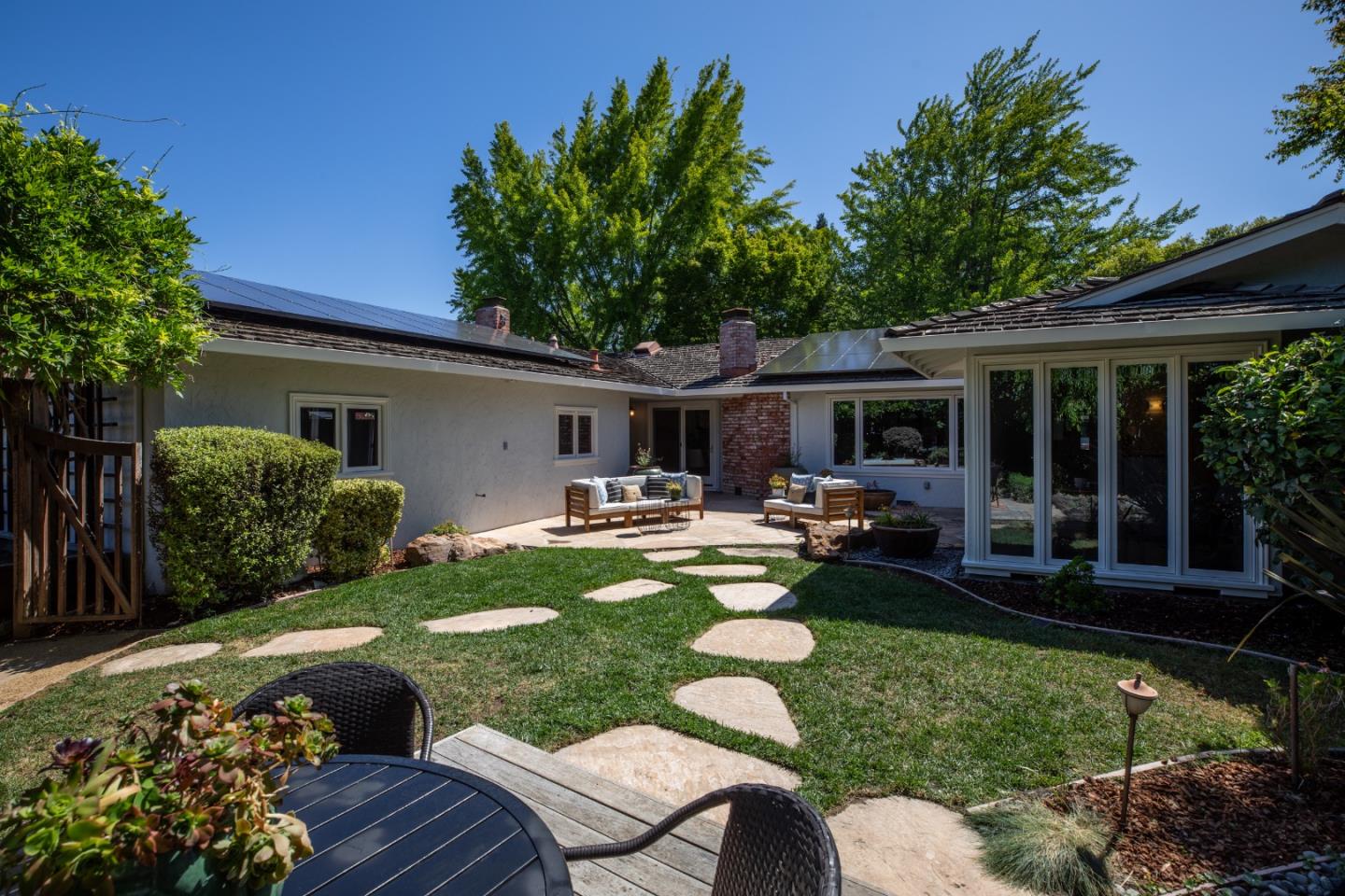 Property photo 33