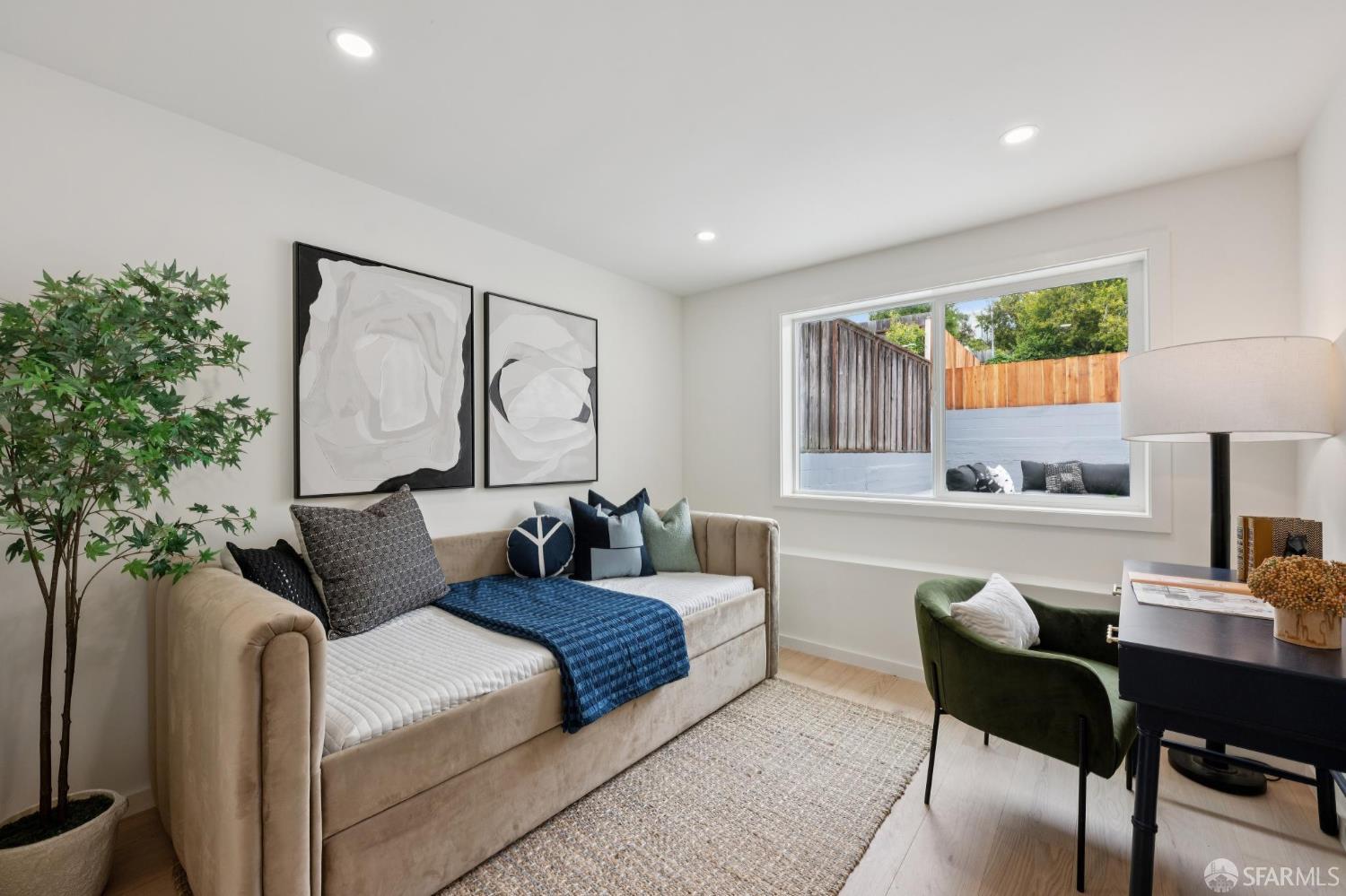 Property photo 46