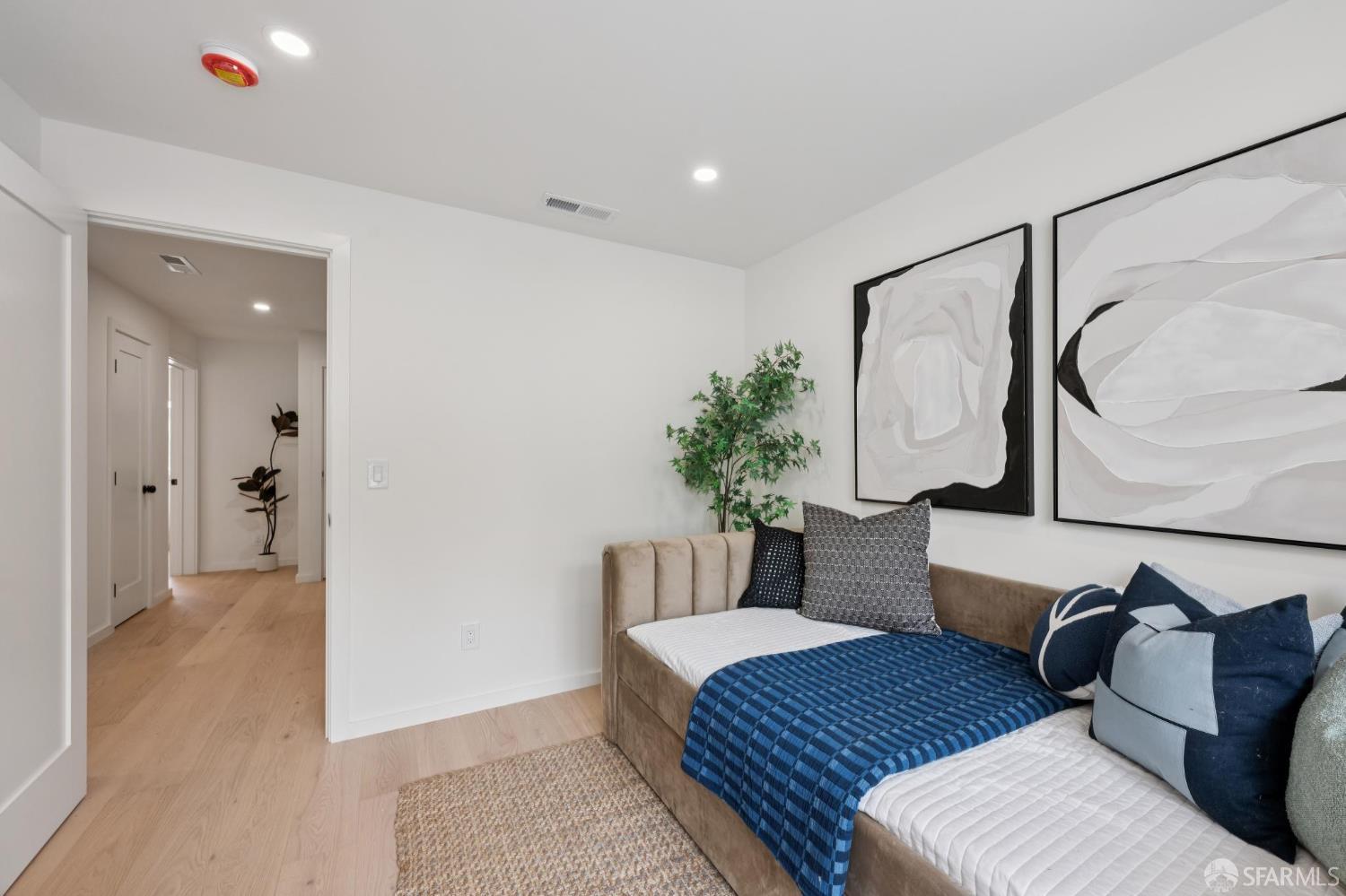 Property photo 50