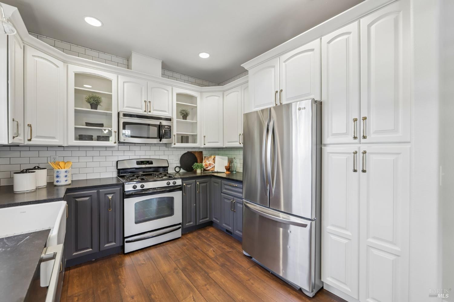 Property photo 24