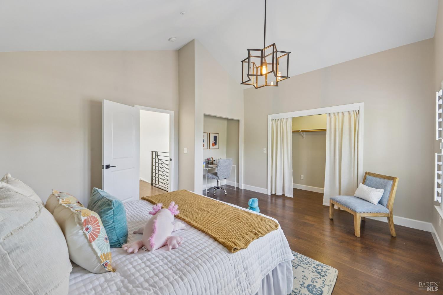 Property photo 38
