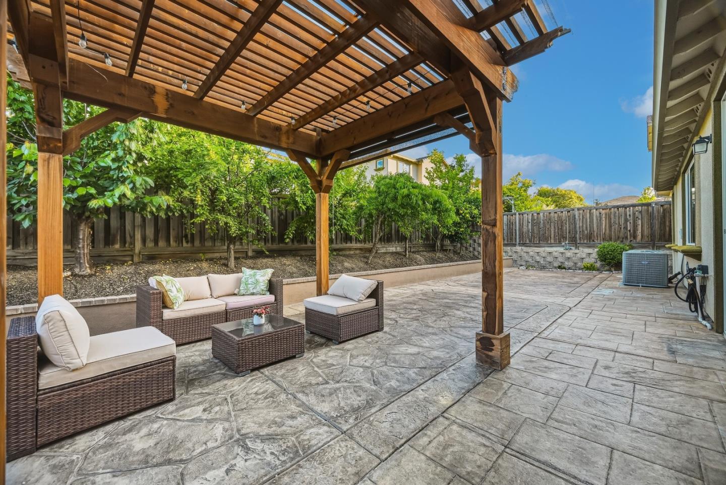 Property photo 37