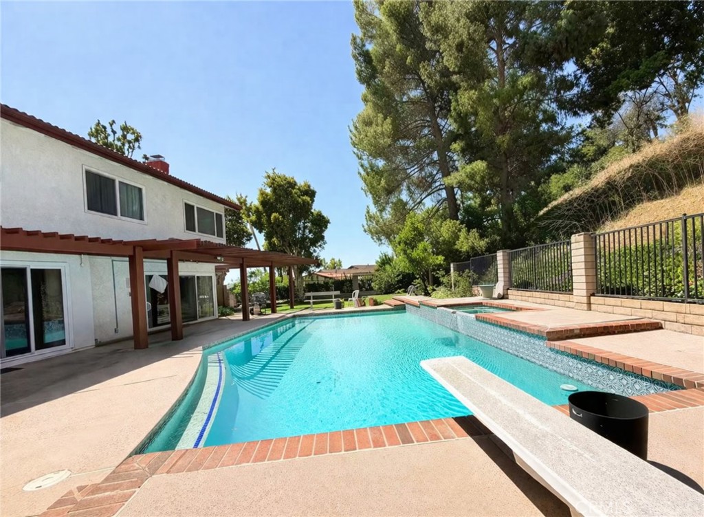Property photo 32