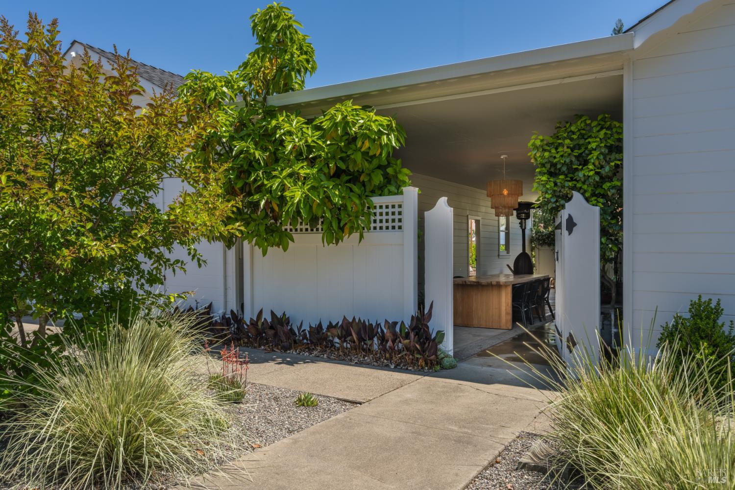 Property photo 32