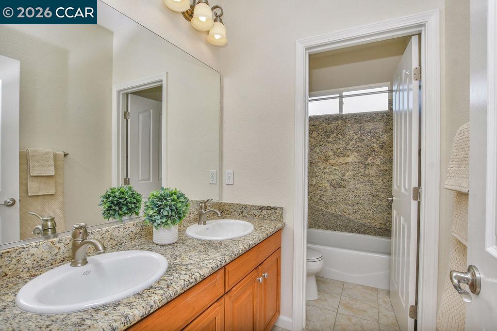 Property photo 40