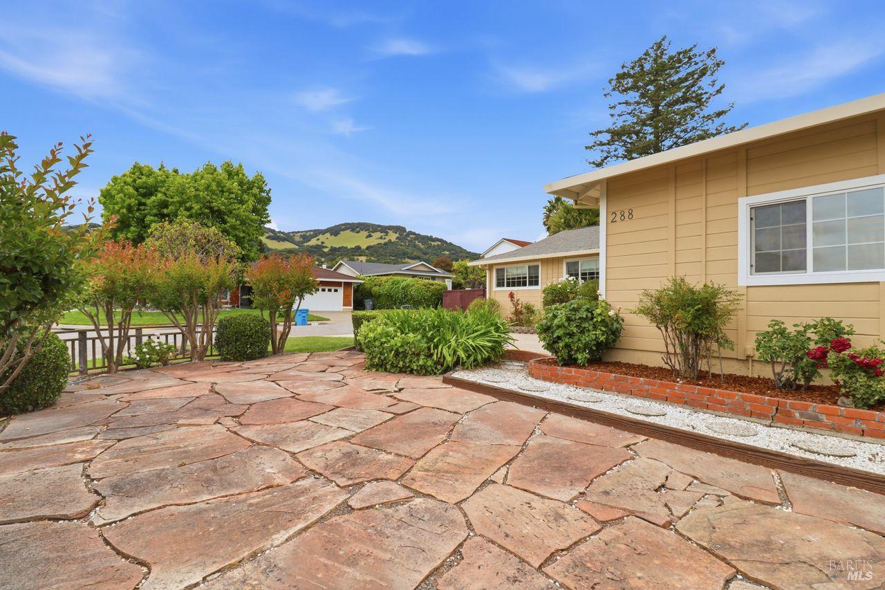 Property photo 33