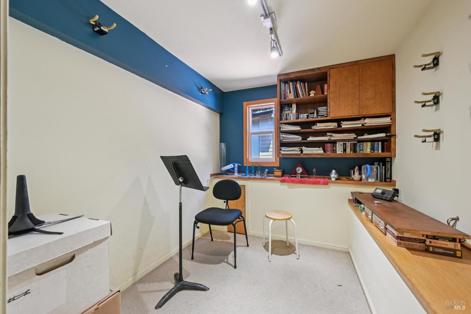 Property photo 35