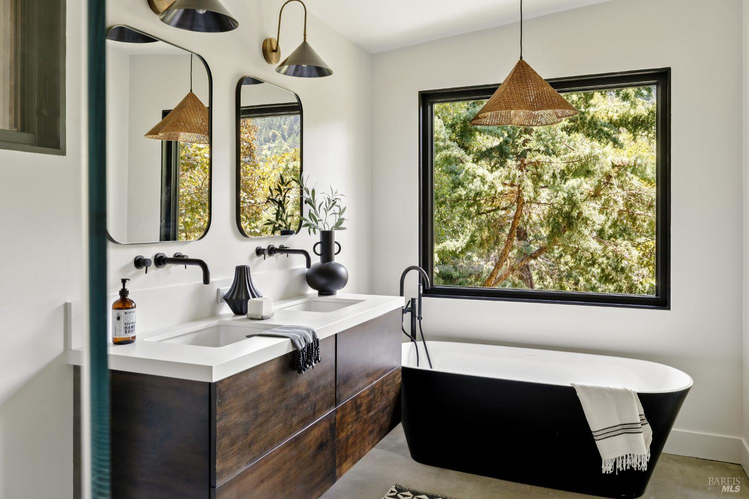 Property photo 46