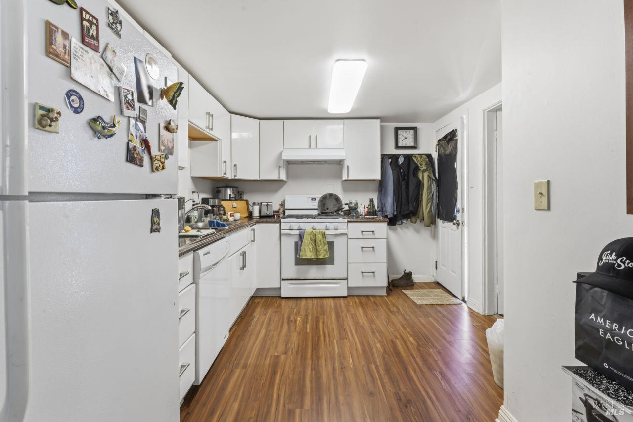 Property photo 24