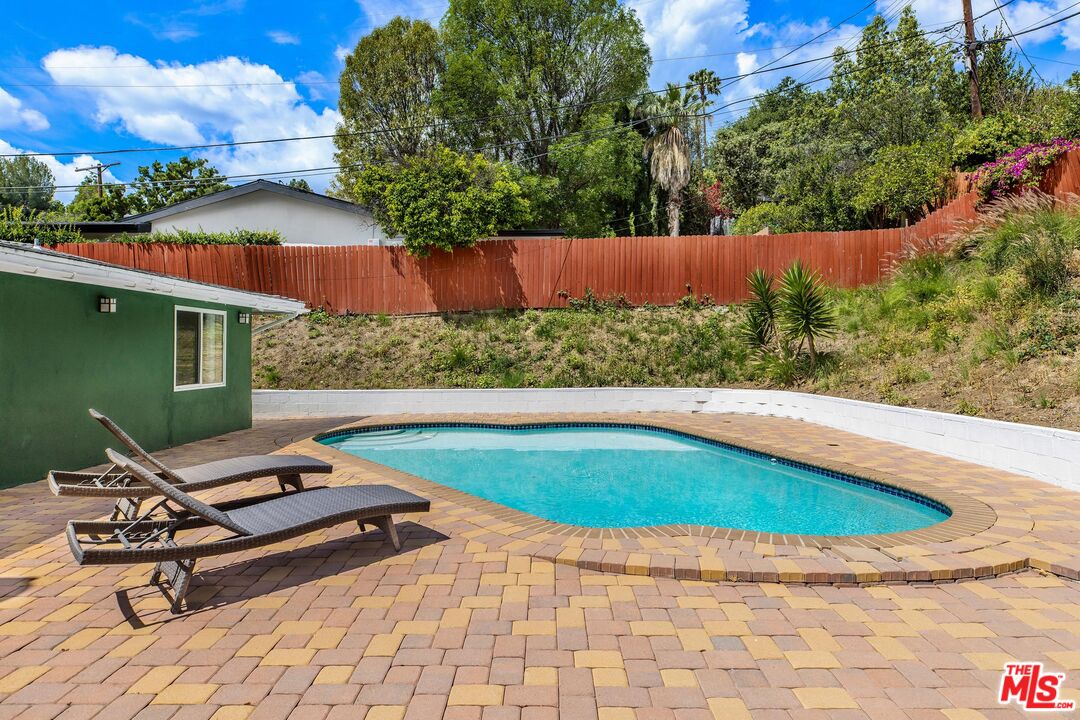 Property photo 25